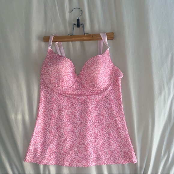 Pink cheetah corset top💕Bought from Depop and worn a couple of times! - Picture 1 of 4